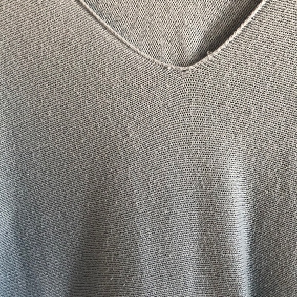 Sweater - Picture 2 of 3